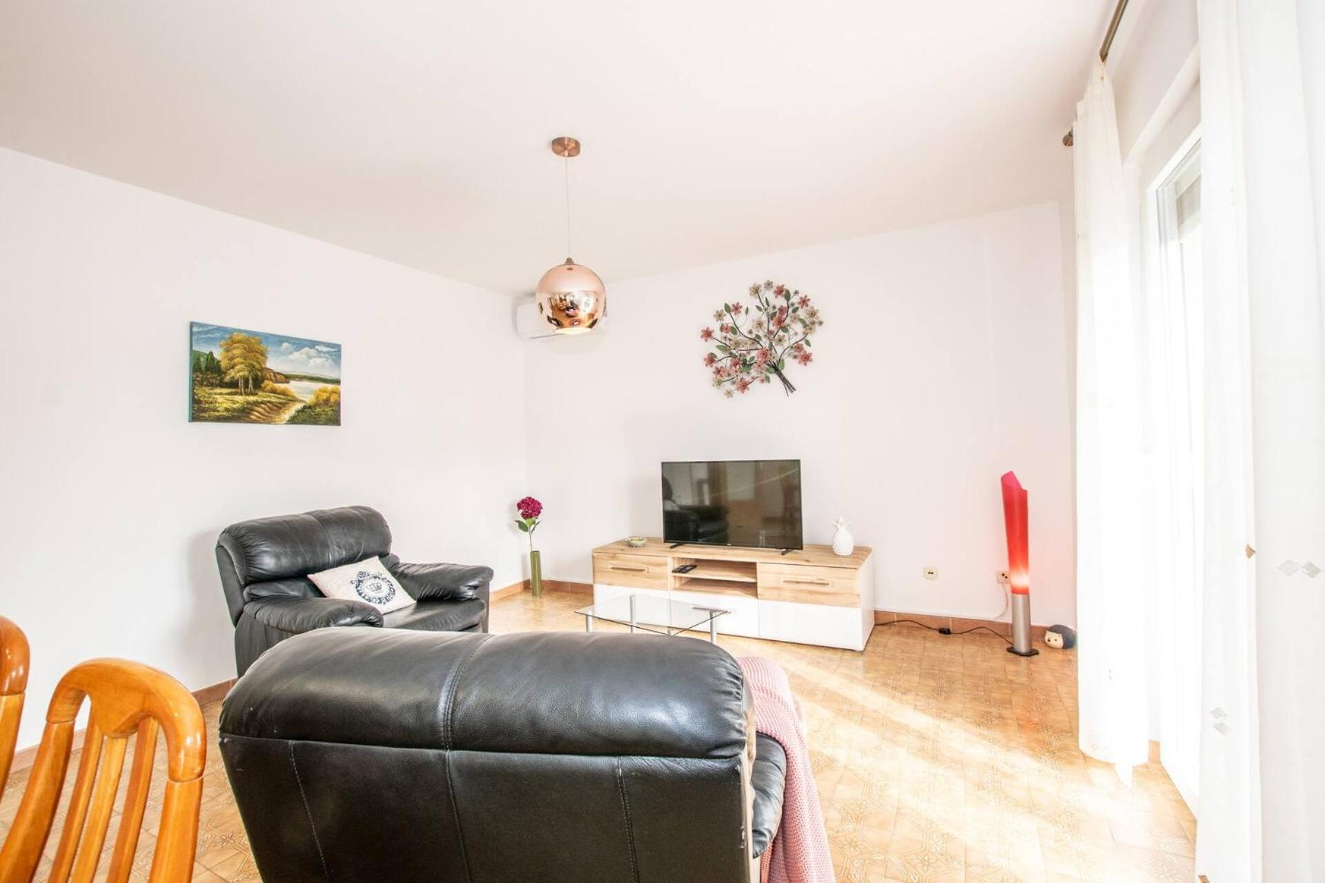 Family House With 2 Apartments - Irma Medulin Eksteriør billede