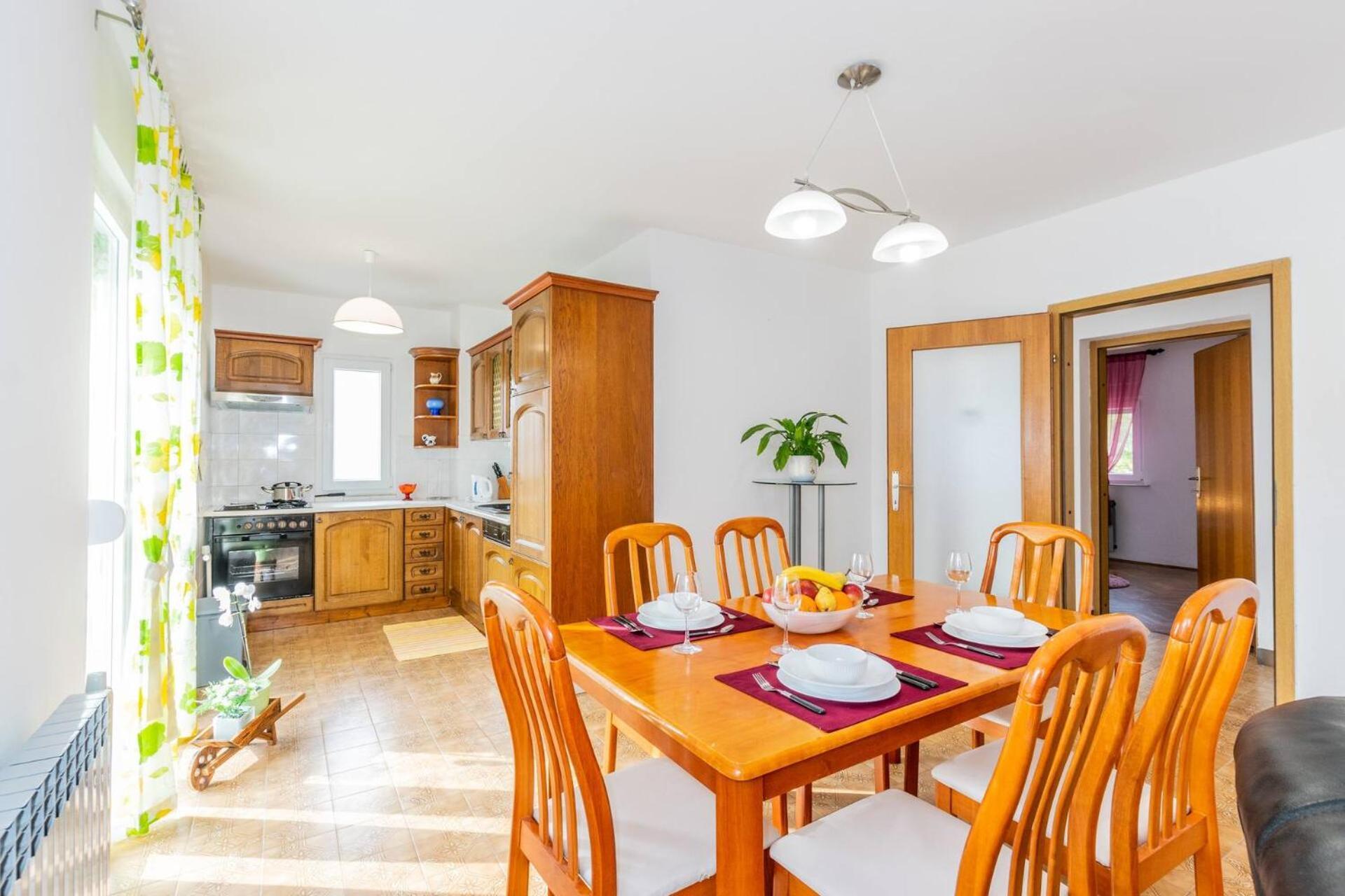 Family House With 2 Apartments - Irma Medulin Eksteriør billede
